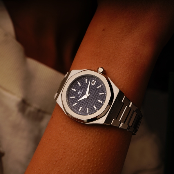 Blue Dial - Steel